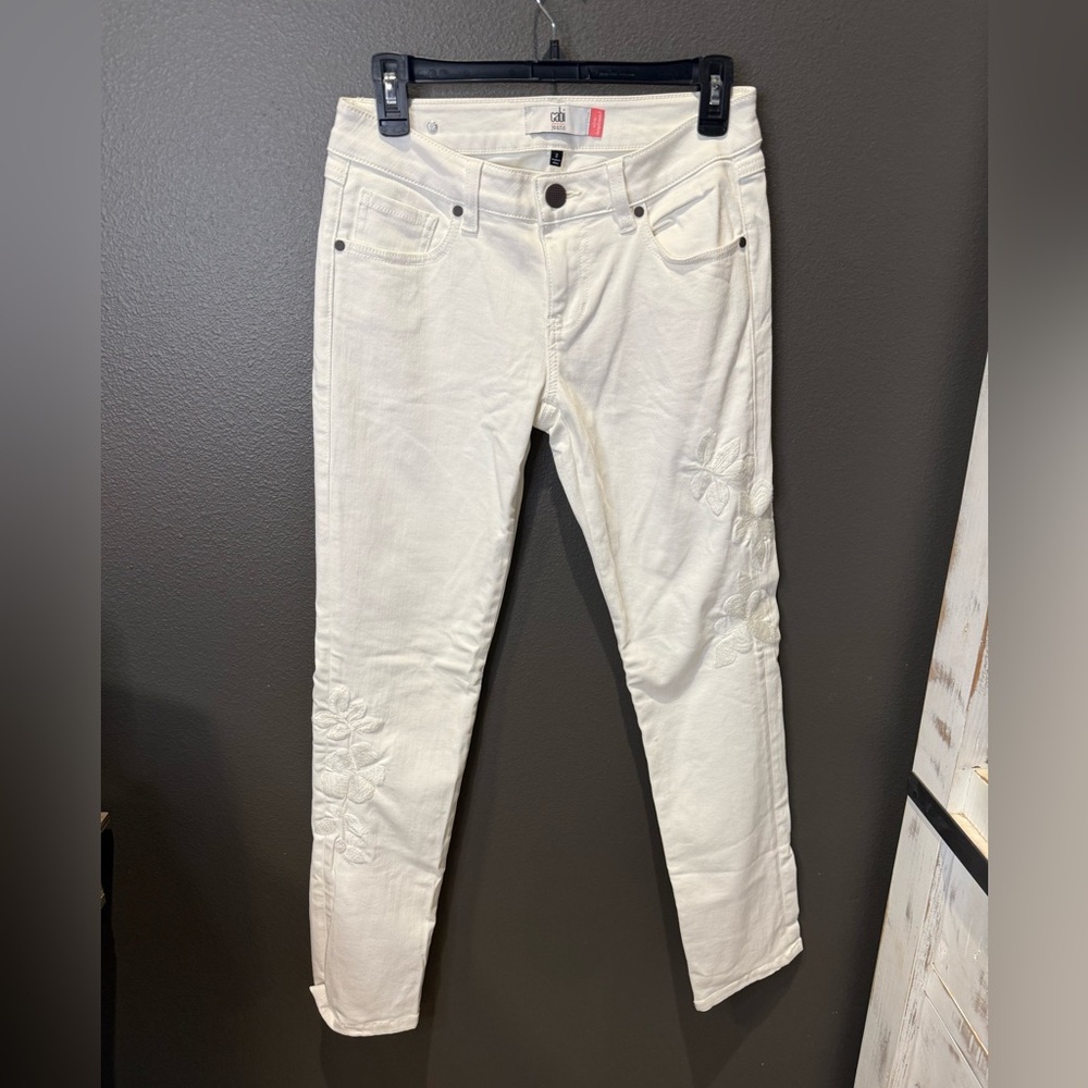 CAbi Women's Cream Skinny Jeans with Floral Detail